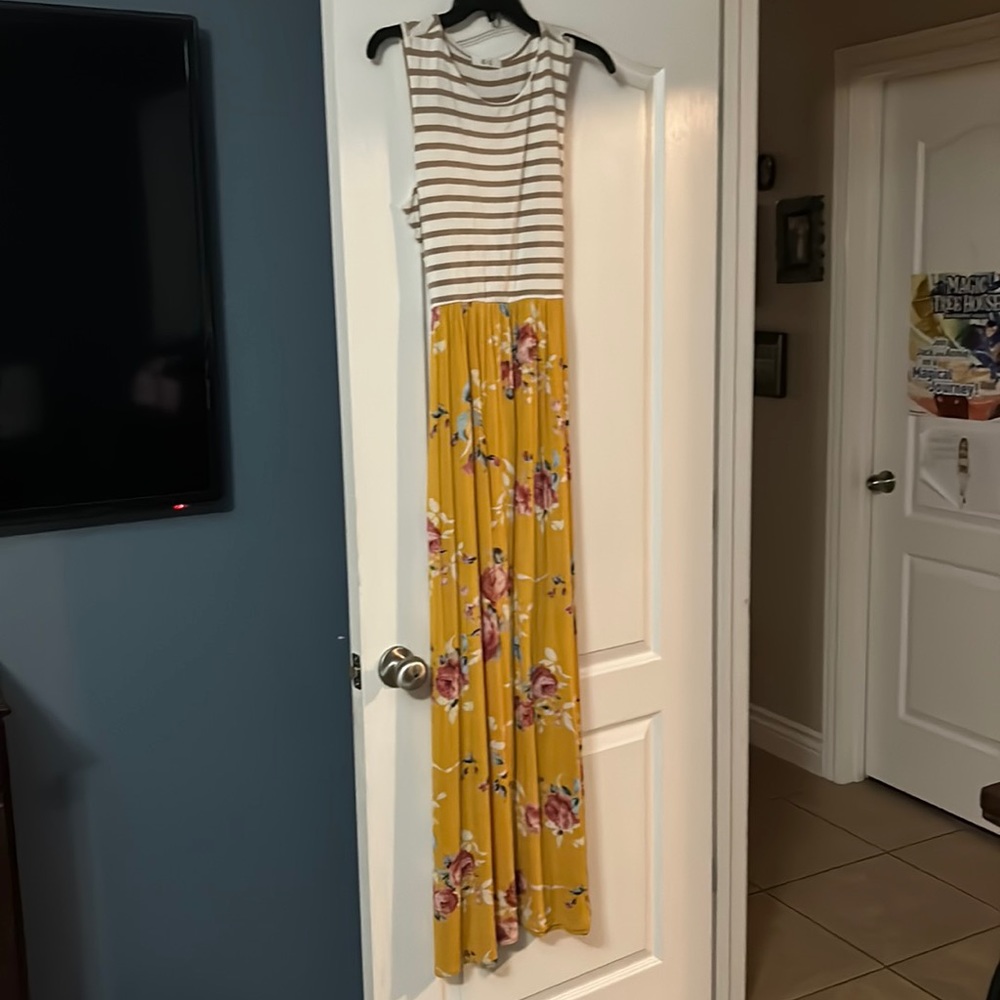 Women’s large Maxi boutique dress